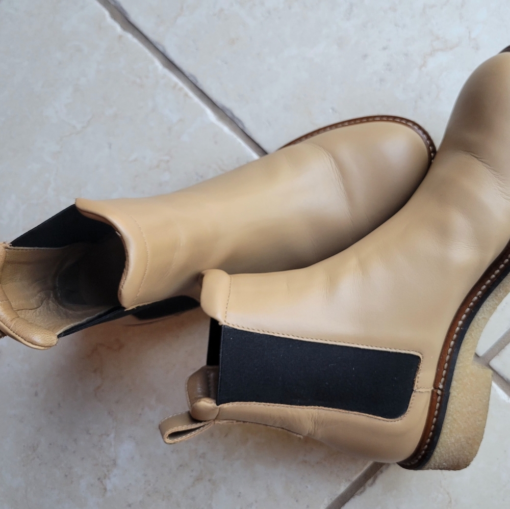 EVERLANE CHELSEA PULL-ON BOOT IN NUDE BEIGE ITALIAN LEATHER LADIES SIZE 6M - Picture 5 of 7